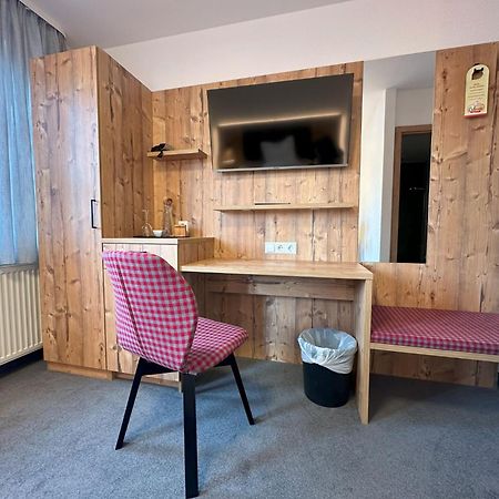 Hotel Ochsen Ammerbuch Exteriör bild