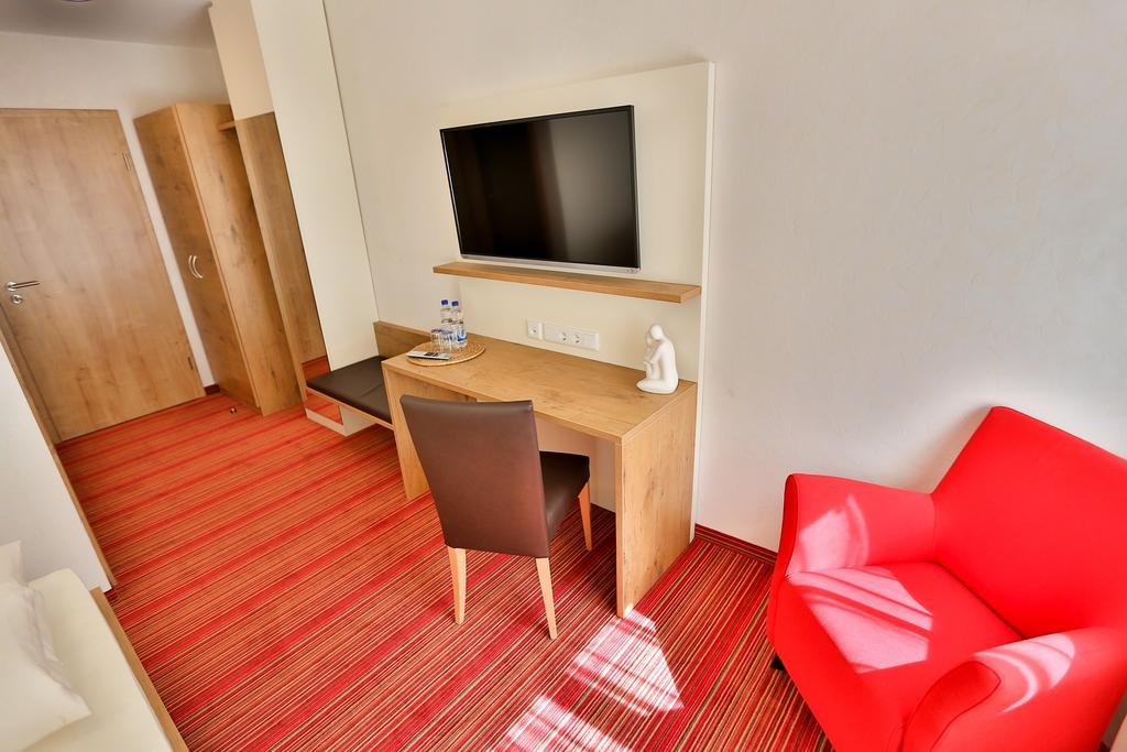 Hotel Ochsen Ammerbuch Rum bild