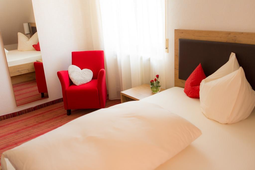 Hotel Ochsen Ammerbuch Rum bild