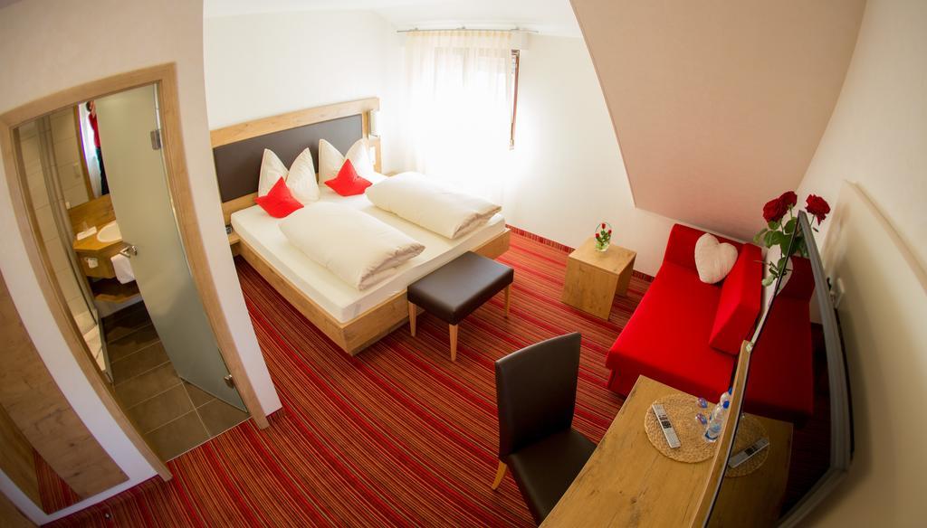 Hotel Ochsen Ammerbuch Rum bild