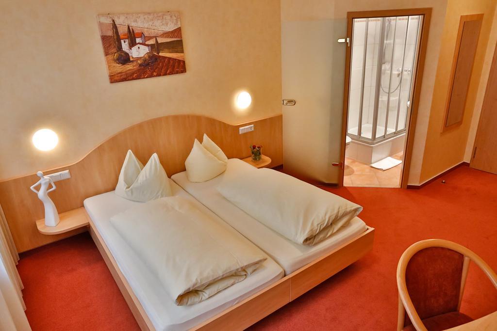 Hotel Ochsen Ammerbuch Rum bild