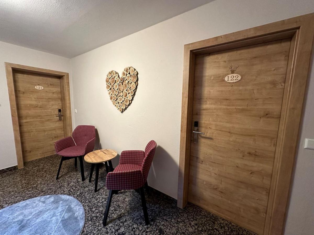 Hotel Ochsen Ammerbuch Exteriör bild