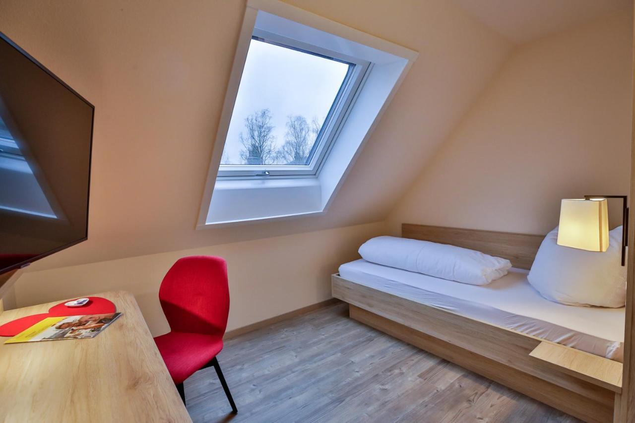 Hotel Ochsen Ammerbuch Exteriör bild
